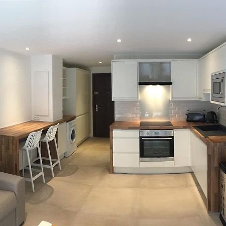 Tres Beau Studio Avec Terrasse, Situe A 100M Des Plages De Juans Les Pins Αντίμπ Εξωτερικό φωτογραφία