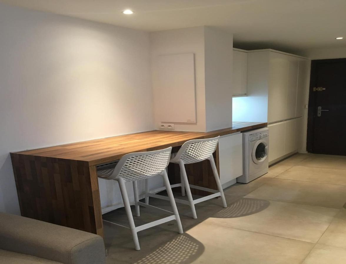 Tres Beau Studio Avec Terrasse, Situe A 100M Des Plages De Juans Les Pins Αντίμπ Εξωτερικό φωτογραφία