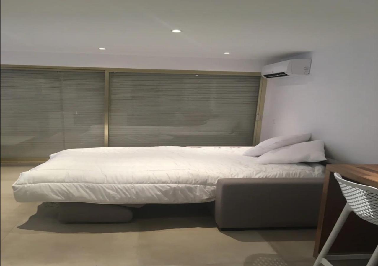 Tres Beau Studio Avec Terrasse, Situe A 100M Des Plages De Juans Les Pins Αντίμπ Εξωτερικό φωτογραφία